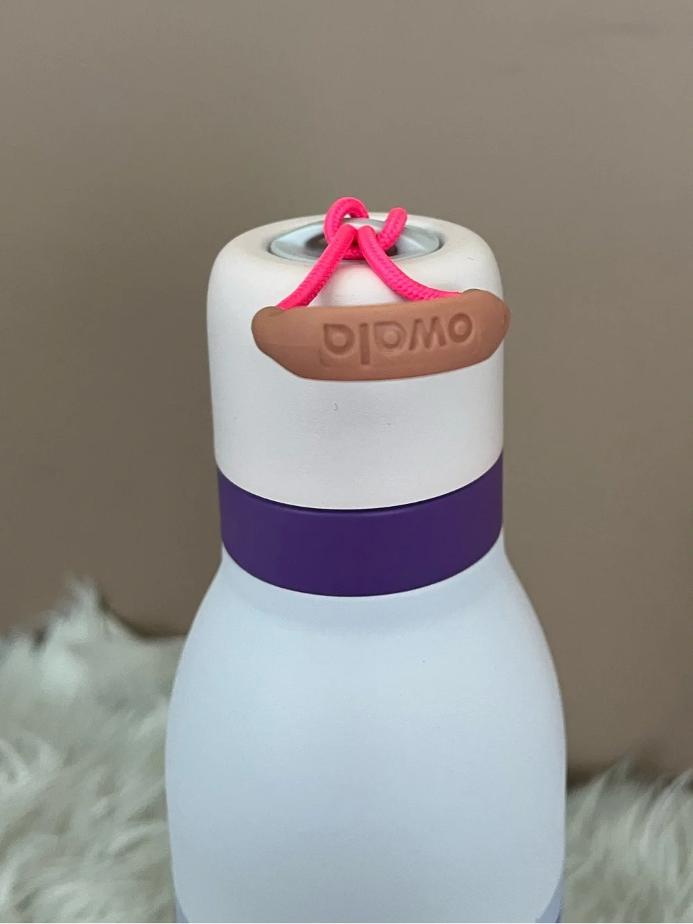 {Owala} FreeSip Twist Cap Stainless Steel Water Bottle 24 fl oz in Dreamy Field - Picture 7 of 10